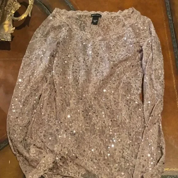 GORGEOUS SEQUIN Sparkle Top!
